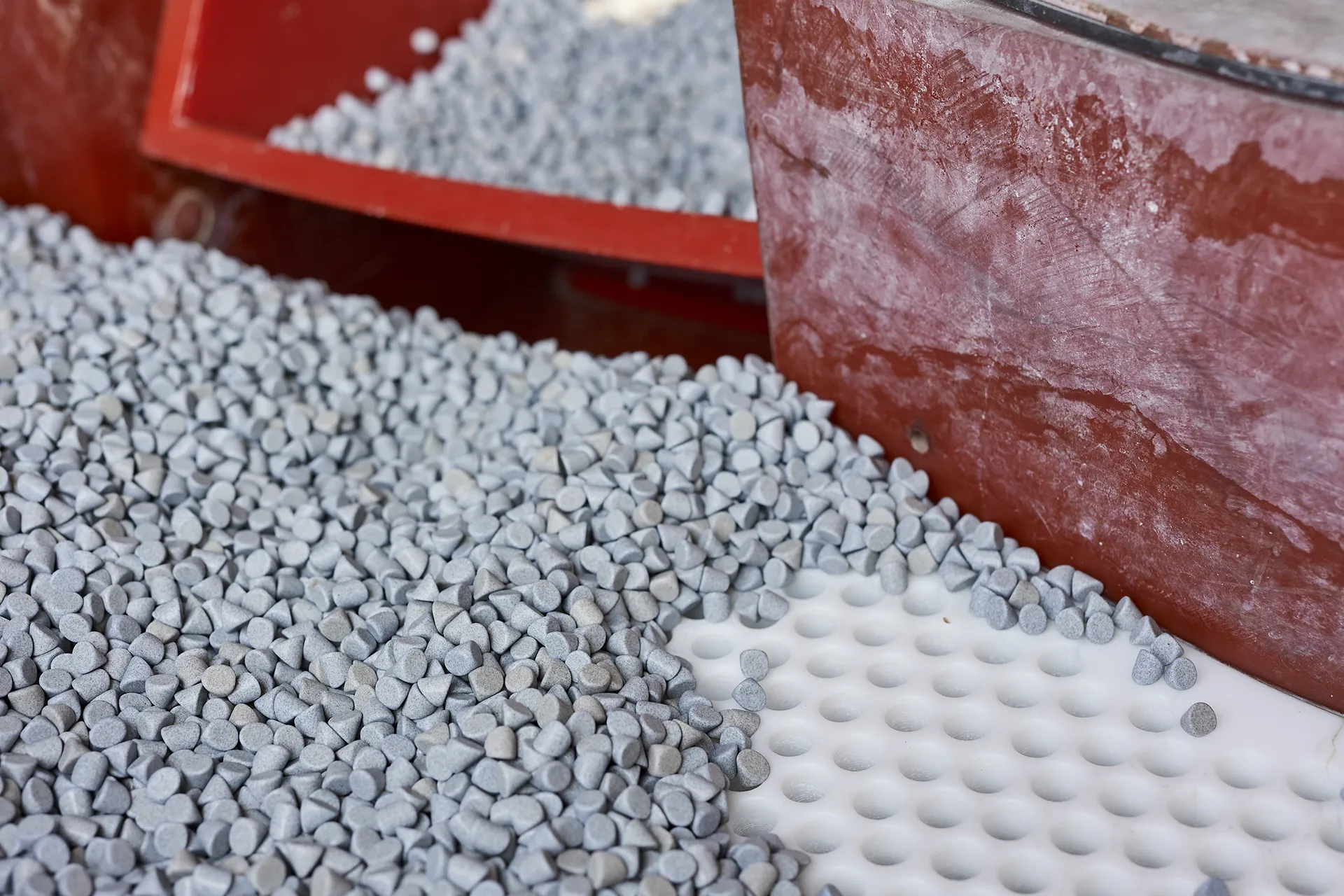 Burattatura acciaio inox Reggio Emilia Parma La Micropallinatura 1 Burattatura acciaio inox Reggio Emilia Parma La Micropallinatura 1